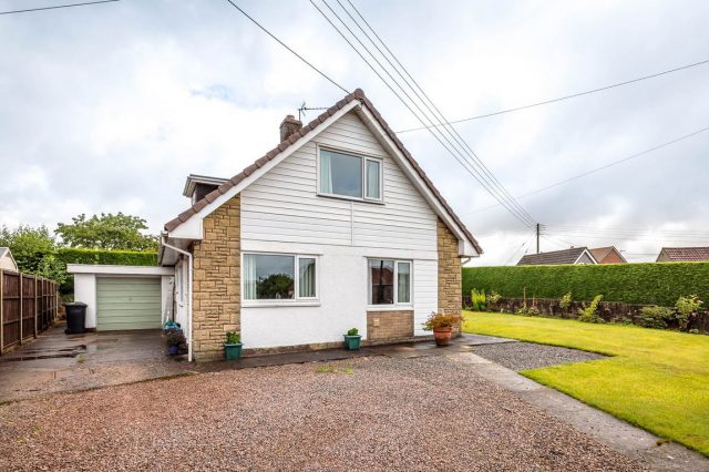 White Gables, Netherend, Woolaston, GL15 6NL