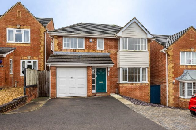 Tiberius Avenue, Lydney, GL15 5PD